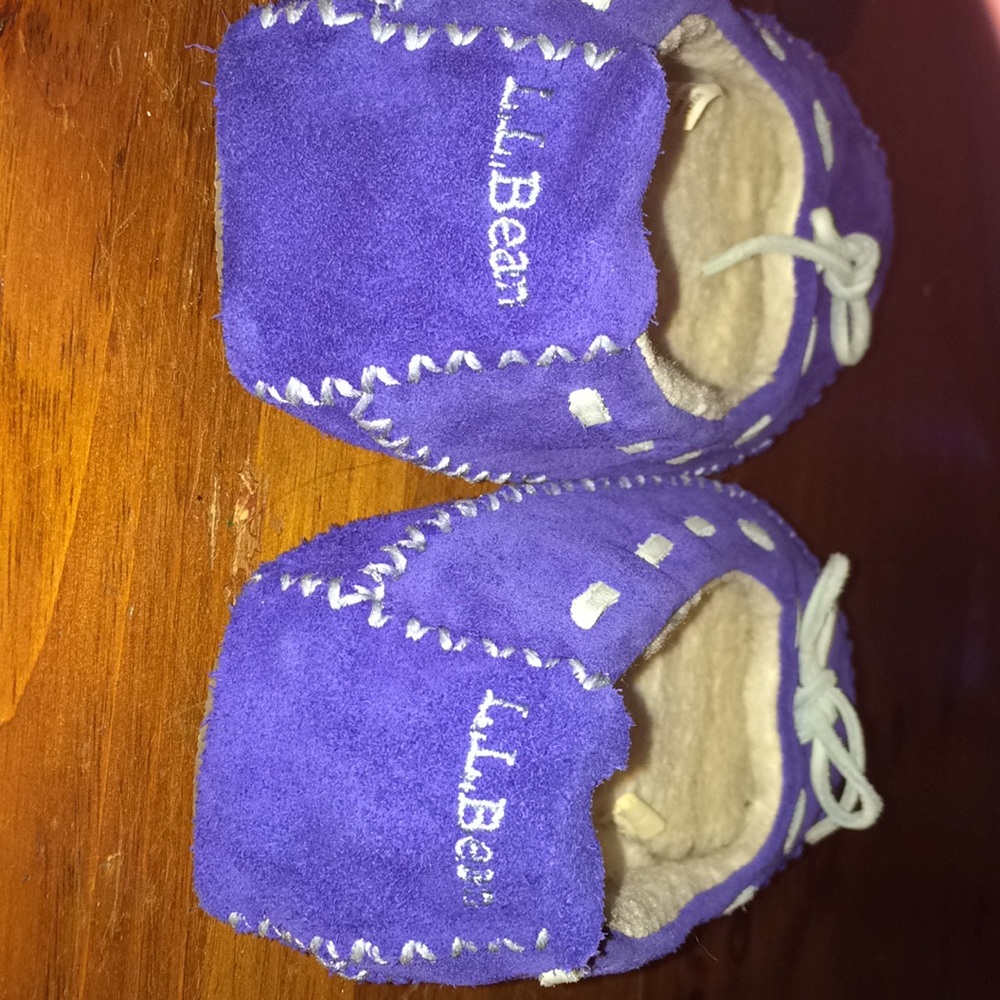 Slippers - Picture 3 of 3
